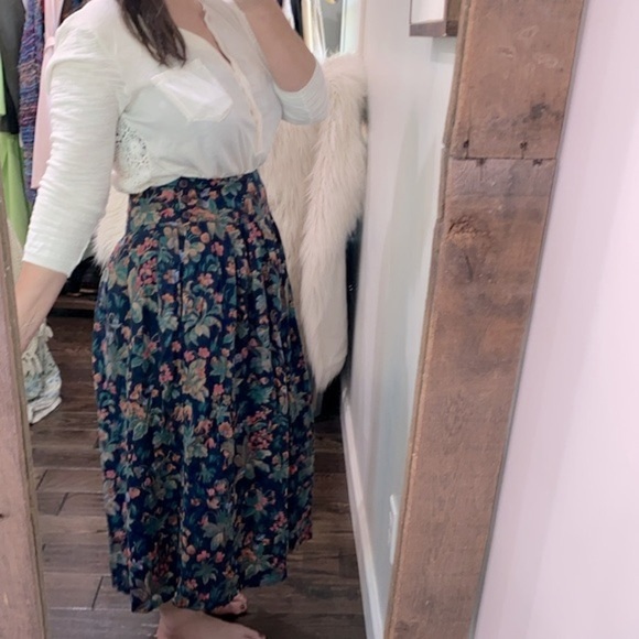 Vintage Herman Geist maxi skirt floral size 12 - Picture 3 of 9